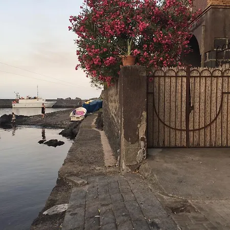 La Barca Di Pozzillo